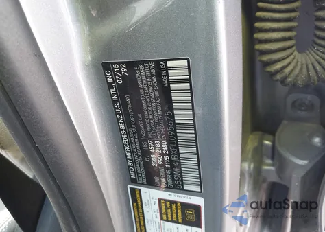 2015 Mercedes-Benz C 300 из США, поврежденный, VIN 55SWF4JBXFU095675